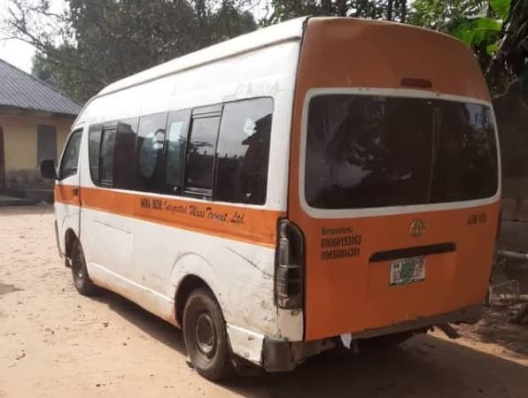 Gunmen hijack passenger-loaded bus in Imo