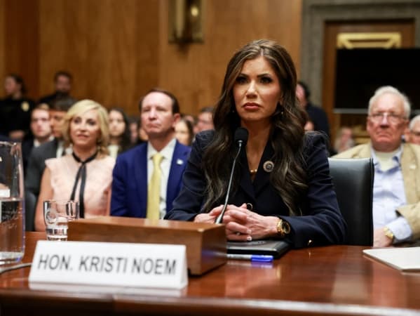 US Homeland Security secretary calls for more travel bans