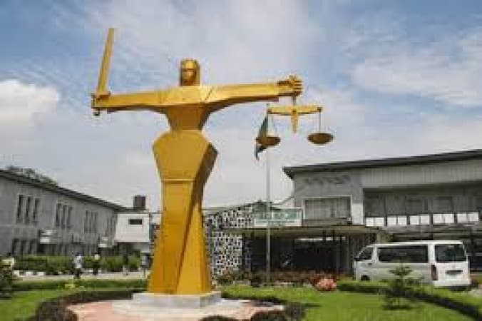 Osun LGs withheld funds: Supreme Court strikes out suit over jurisdiction 