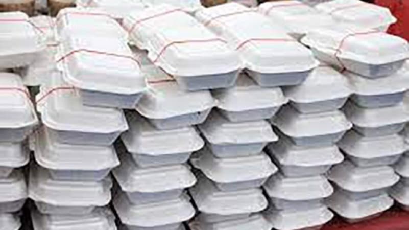 How Lagos traders struggle as styrofoam gradually disappears in markets