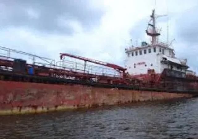 U.S. seizes Nigerian-owned supertanker over alleged crude theft