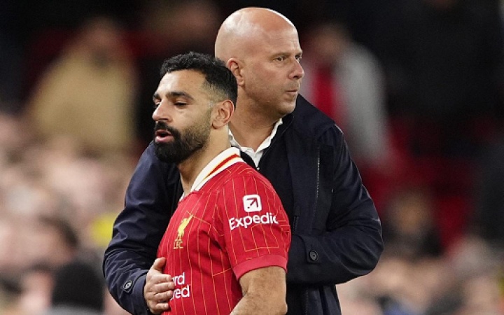Slot to hold talks with Salah about facing Brighton