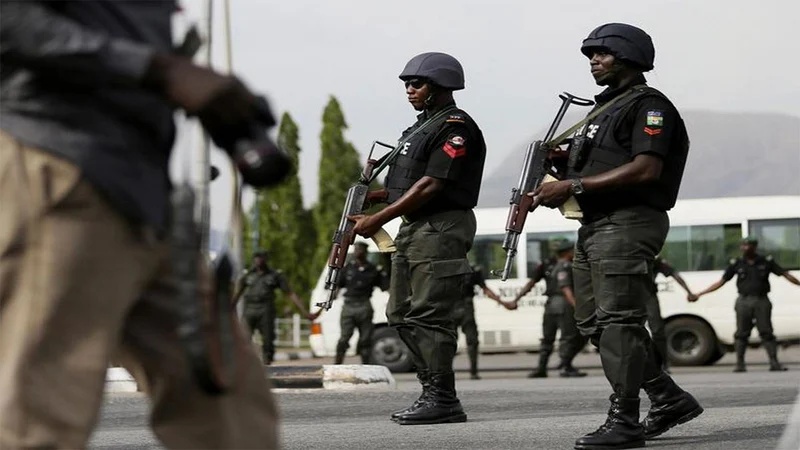 Police detain 6 suspects for initiating victims into cultism, recover firearms