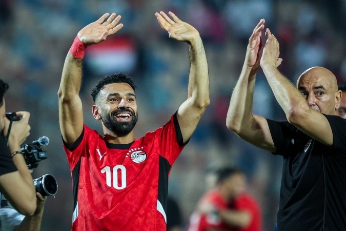Liverpool latest: Mohamed Salah heads to Saudi Arabia as star bids farewell