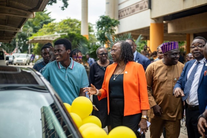 UNILAG VC hands over N35m car gift to 100-level student