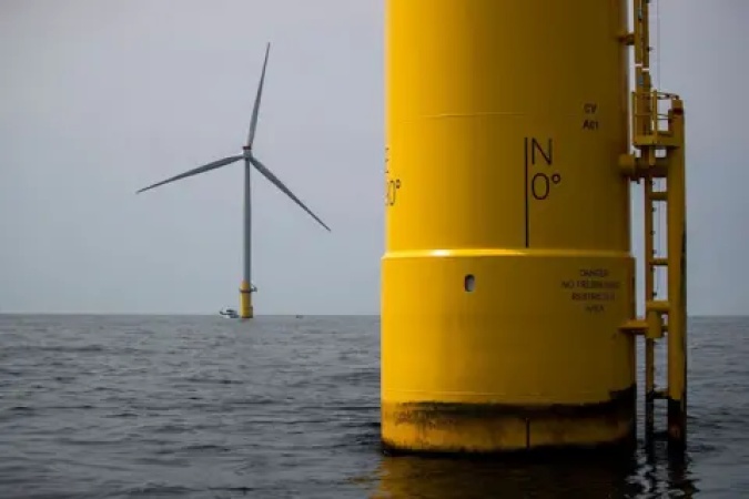 US pauses offshore wind projects over security concerns