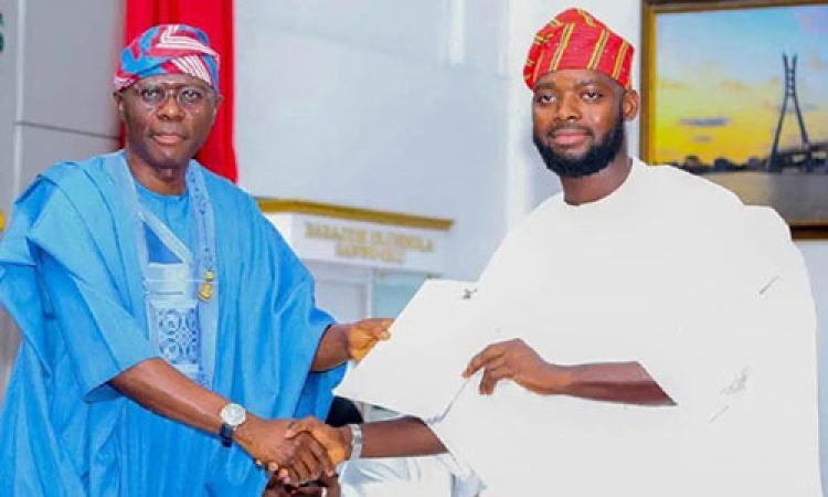 Sanwo-Olu swears in Obasa's son as Agege LG Chairman