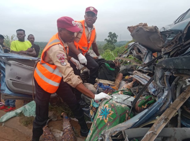 Seven sustain injuries in Lagos/Ibadan Expressway auto crash
