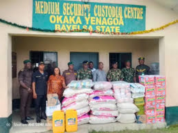 Yuletide: JTF donate food, other items to correctional center in Bayelsa