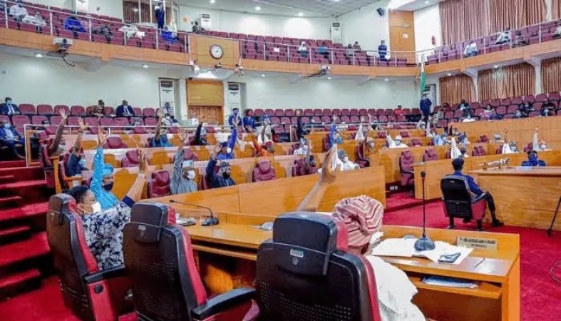 Taraba Assembly, group clarify Speaker’s N1,000 Christmas cash gifts
