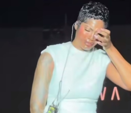 Tiwa Savage sheds tears during Cotonou performance