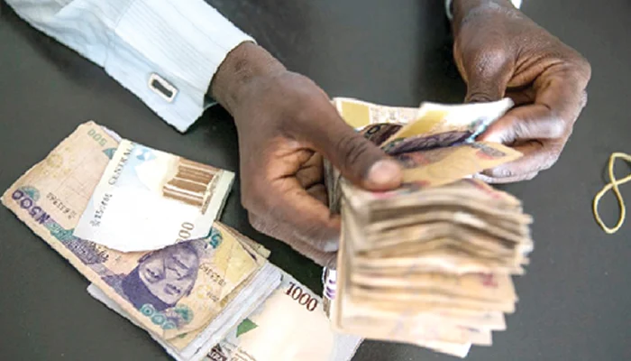 Defrauded Ponzi scheme investors seek refund from fintech banks