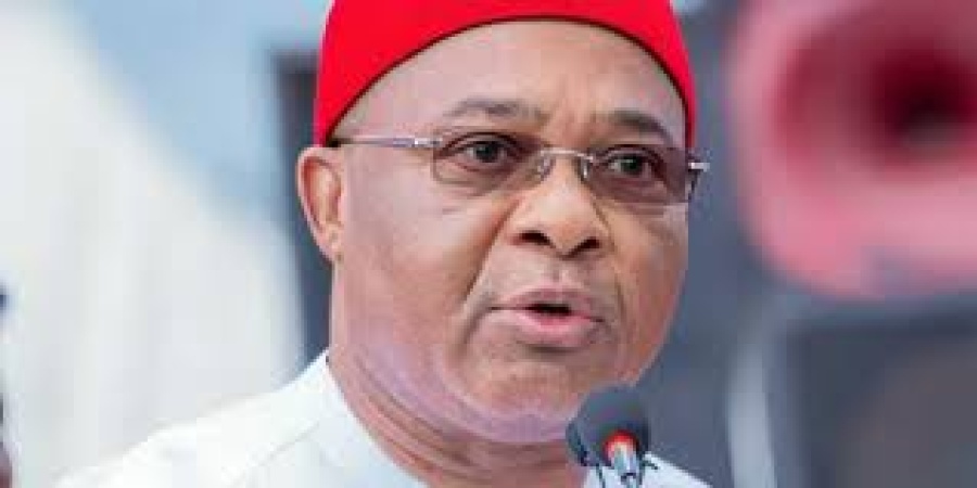 Uzodinma unveils Ukaegbu's statue