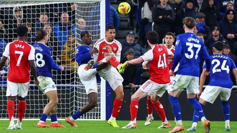 Everton wrongly denied penalty in Arsenal loss, says panel