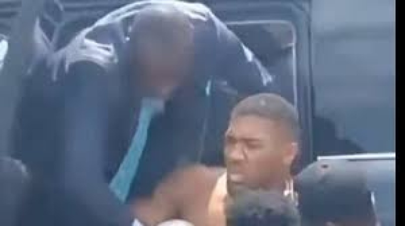 Two words that could have prevented Anthony Joshua’s accident, saved his friends