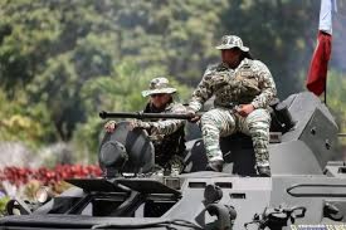 Venezuela declares state of national emergency, army prepared to repel “foreign aggression”