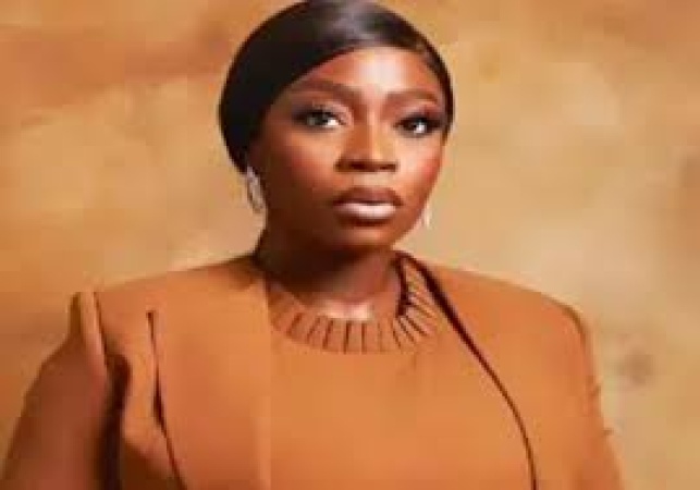 United Nigeria Airline apologises to Actress Bolaji Ogunmola over Ekiti flight disruption