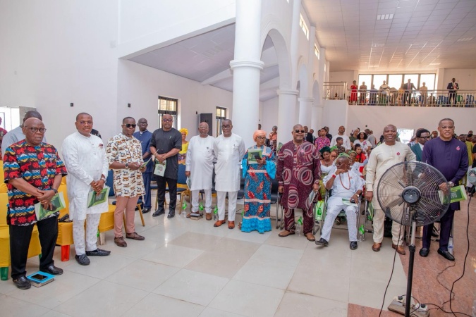 Disregard noises of opposition, Otti urges Abians