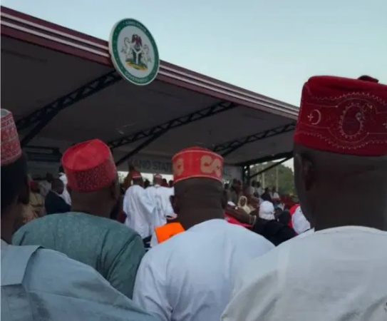 Tinubu’s signature red cap surfaces at Kano Govt House amid Yusuf’s defection plans