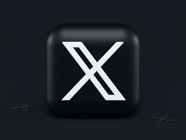 X suffers major global outage, leaving users to blank screens