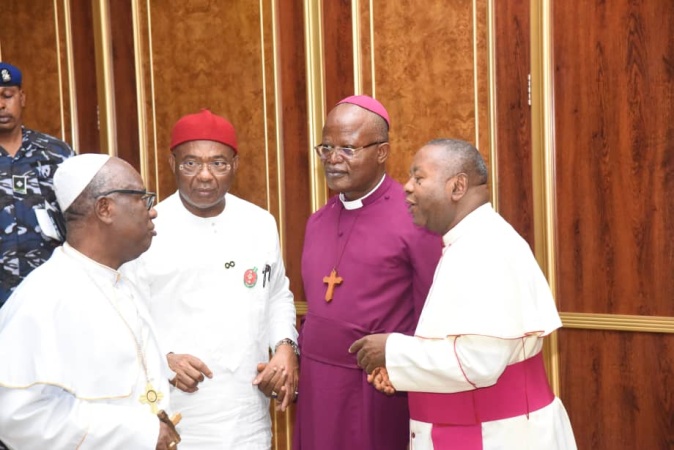 Uzodimma inaugurates Committee to investigate insecurity in Okigwe, rebuild Zone