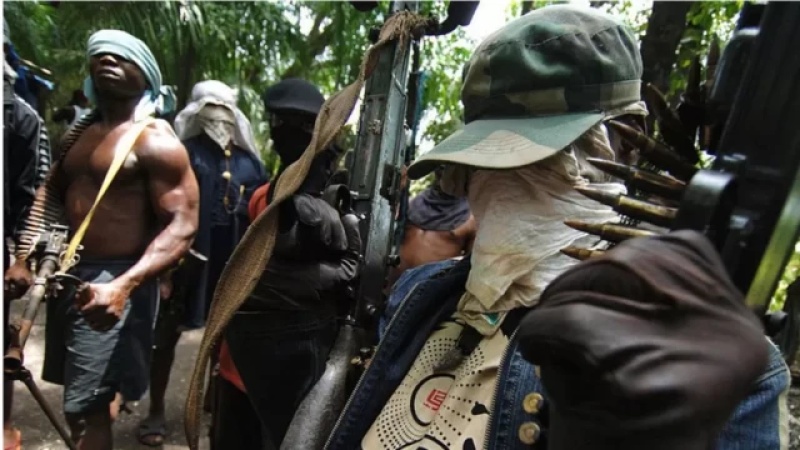 Anambra monarch weeps over excesses of gunmen