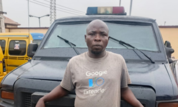 Lagos Governor’s aide apprehends bullion van driver for one-way violation