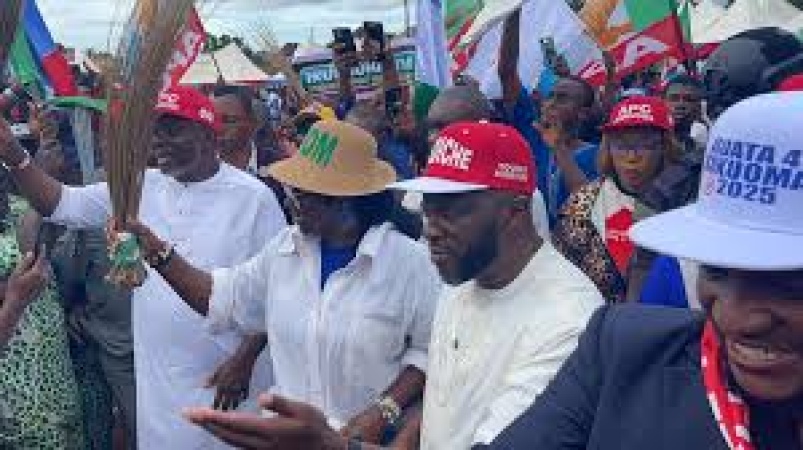 APC chieftain chides Gov. Okpebholo over alliance with former critics