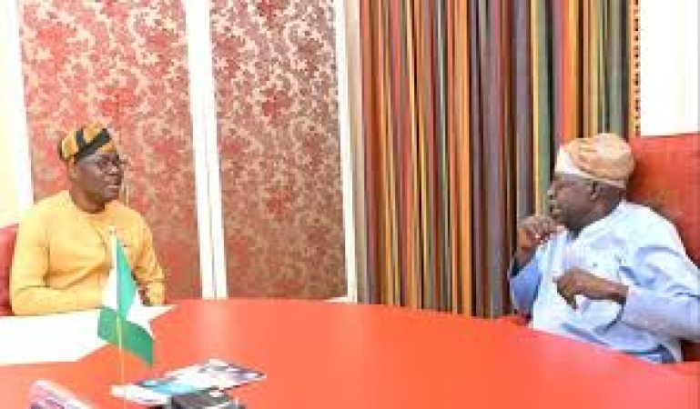 JUST IN: Tinubu meets Makinde, Muftwang at Aso Rock