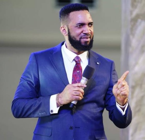 Wedding planner leaked my plan to remarry – Pastor Chris Okafor