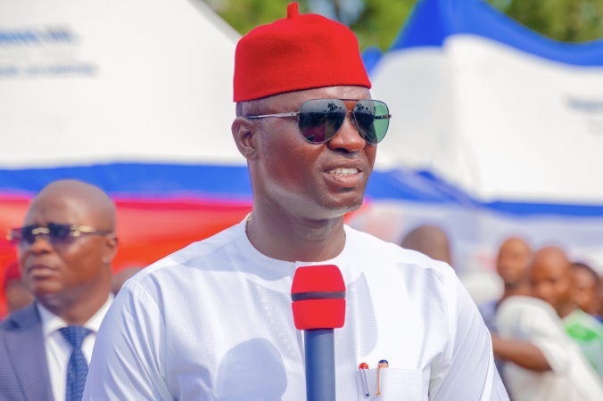 JUST IN: Many feared killed, others abducted as gunmen descend on Ebonyi community