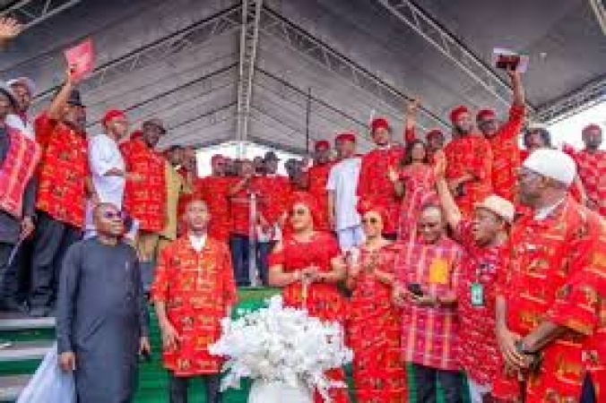 Abia group pledges ₦100m for Otti’s 2027 re-election bid