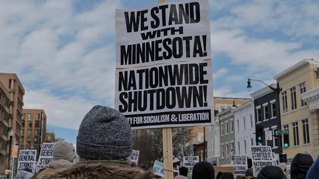 Talks ramp up to avert US government shutdown after Minneapolis shooting