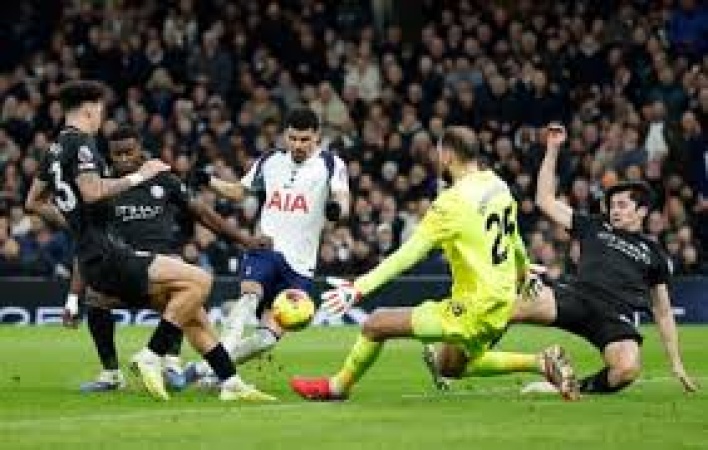 Solanke stars as Spurs rally to draw with Man City
