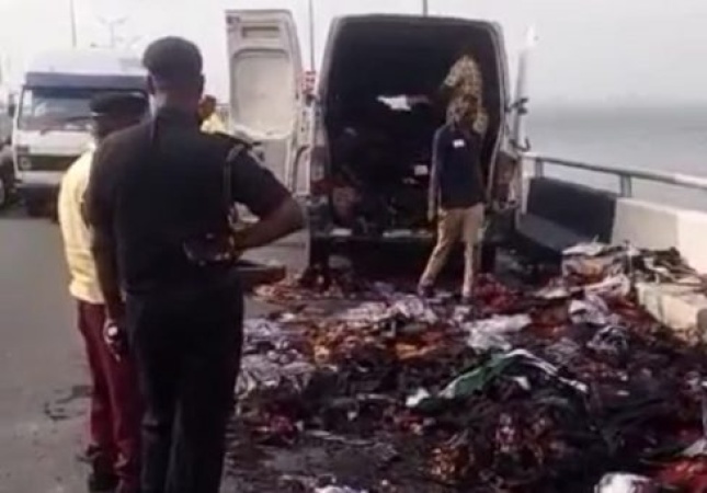 Six Injured As Bus Overturns On Third Mainland Bridge 