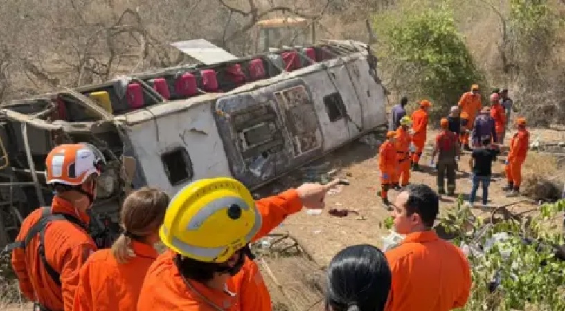 Bus carrying pilgrims overturns in Brazil killing 15 on board