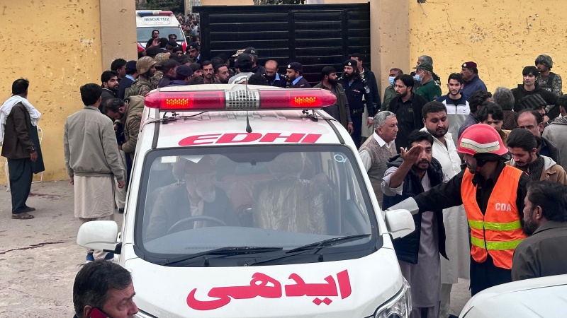 More than 30 killed in blast at Pakistan mosque, officials say