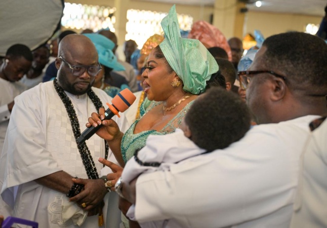 Governor’s aide, wife welcome ‘miracle’ son after 14 years of childlessness  ‎