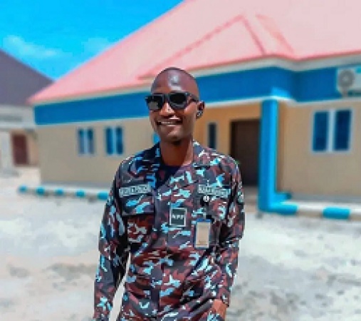 Honest police officer returns N2.6m wrongly paid into his account