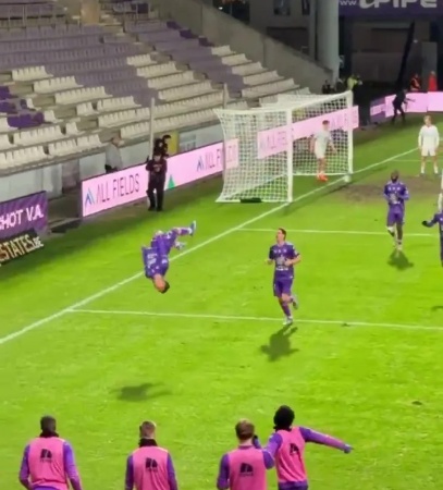 Arsenal legend’s grandson, 24, performs incredible acrobatics as he scores winner four minutes after coming off bench