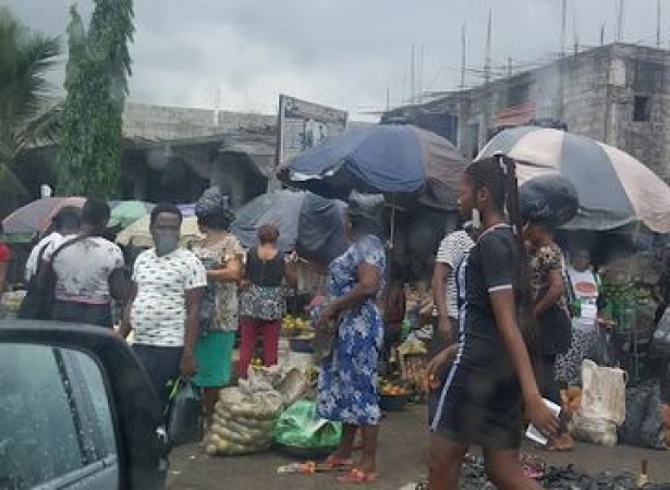 Wheelbarrow pusher allegedly stabs trader to death in Rivers