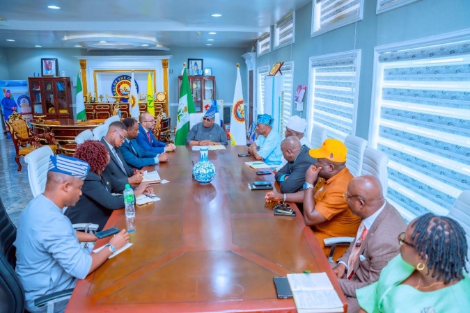 Adeleke hosts Canadian delegation, drums support for Nigerian-Canadian subnational economic initiatives