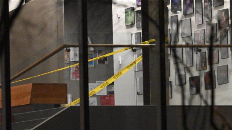 3 dead as gunman opens fire at school hockey event in US