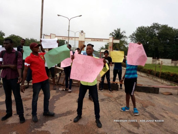 LAUTECH students protest relocation of Anatomy, Physiology departments