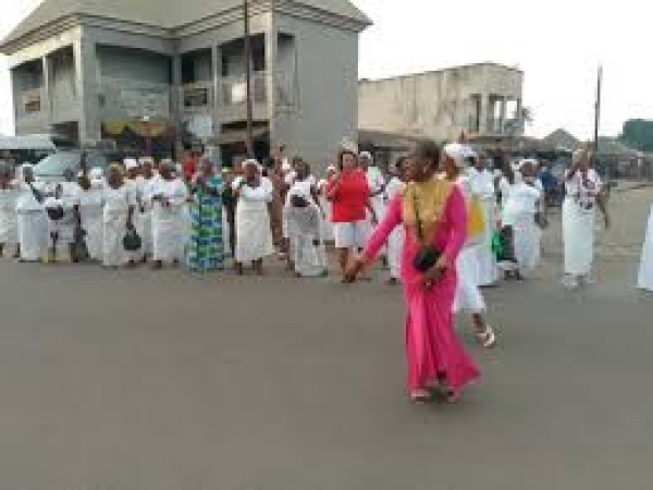 Delta women invoke traditional curses, protest rising kidnappings, others