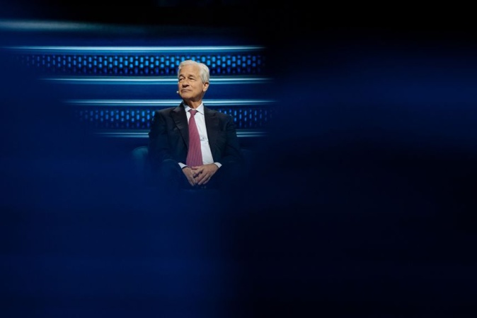 JPMorgan Chase pushes back on Trump’s $5 billion lawsuit, arguing it ‘fraudulently’ includes Jamie Dimon