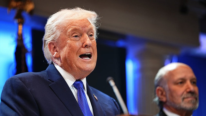 Trump announces new 10% global tariff after raging over Supreme Court loss