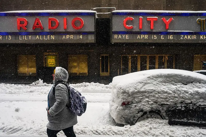 Over 8,000 flights canceled as dangerous winter storm lashes parts of US