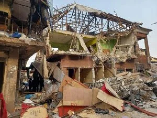 Anambra govt. begins demolition of illegal structures in Onitsha Main Market