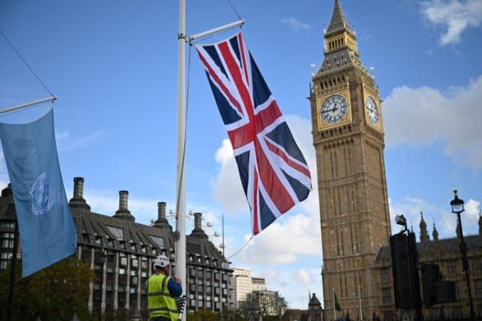 UK to place abusive parents on ‘cruelty register’